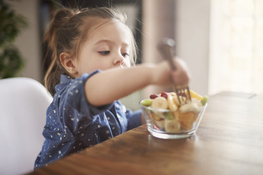 Top 6 priežastys, kodėl Jūsų vaikas nevalgo vakarienės kūdikio mityba sveika vaiko mityba patarai dietistė Živilė Dumbraitė-Varkalienė vaikarienės valgymas namie vaiko mityba darželyje maisto patiekimas vaikams