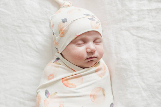 Viskas apie vystymą Miego Pelytės vystymo įtaką kūdikio miegui kaip vystyti kūdikį kūdikio miego apranga staigios kūdikio mirties sindromas saugus vystymas Vystymas į laisvo audeklo vystyklą Miracle blanket vystyklai